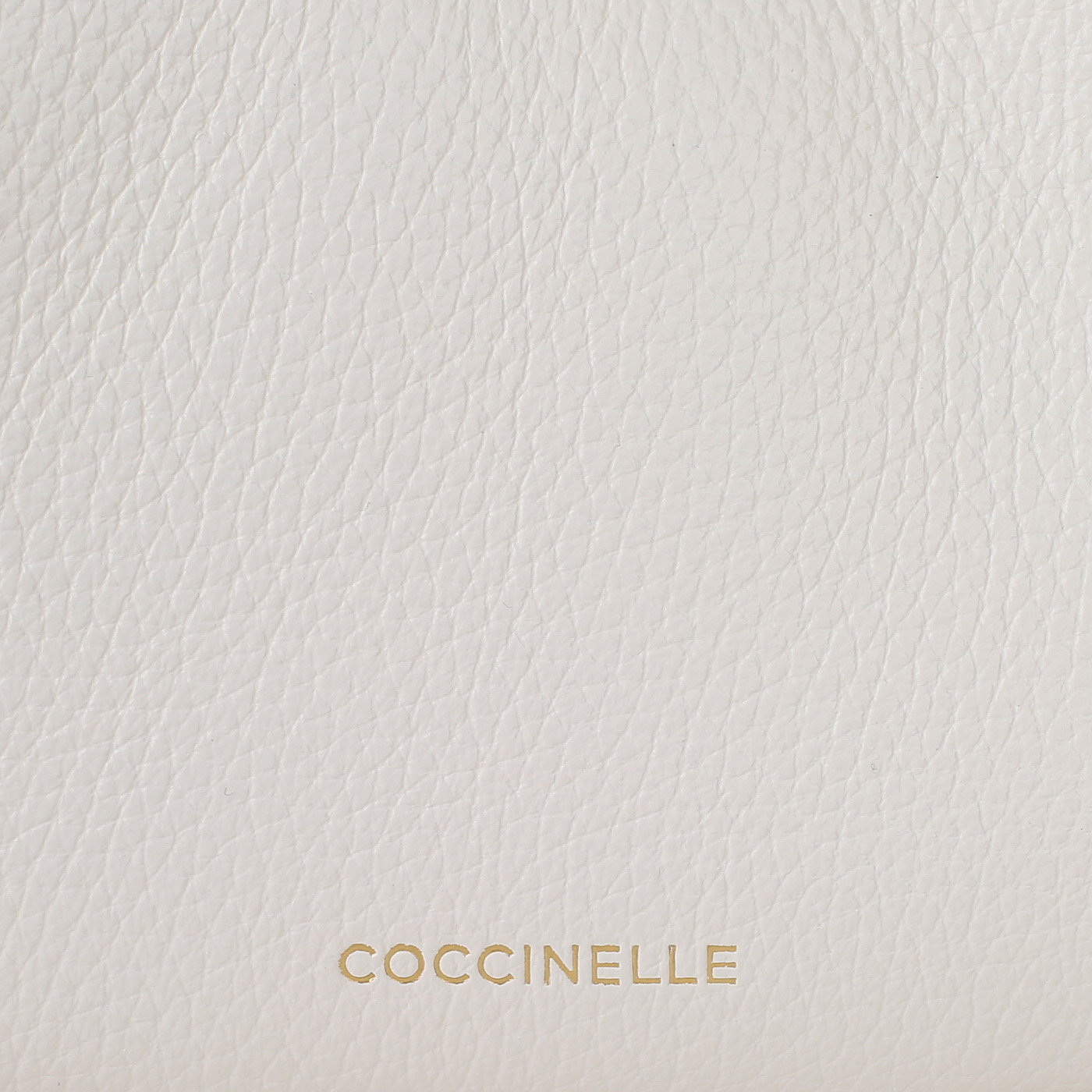 Кожаная сумка Coccinelle Carrie