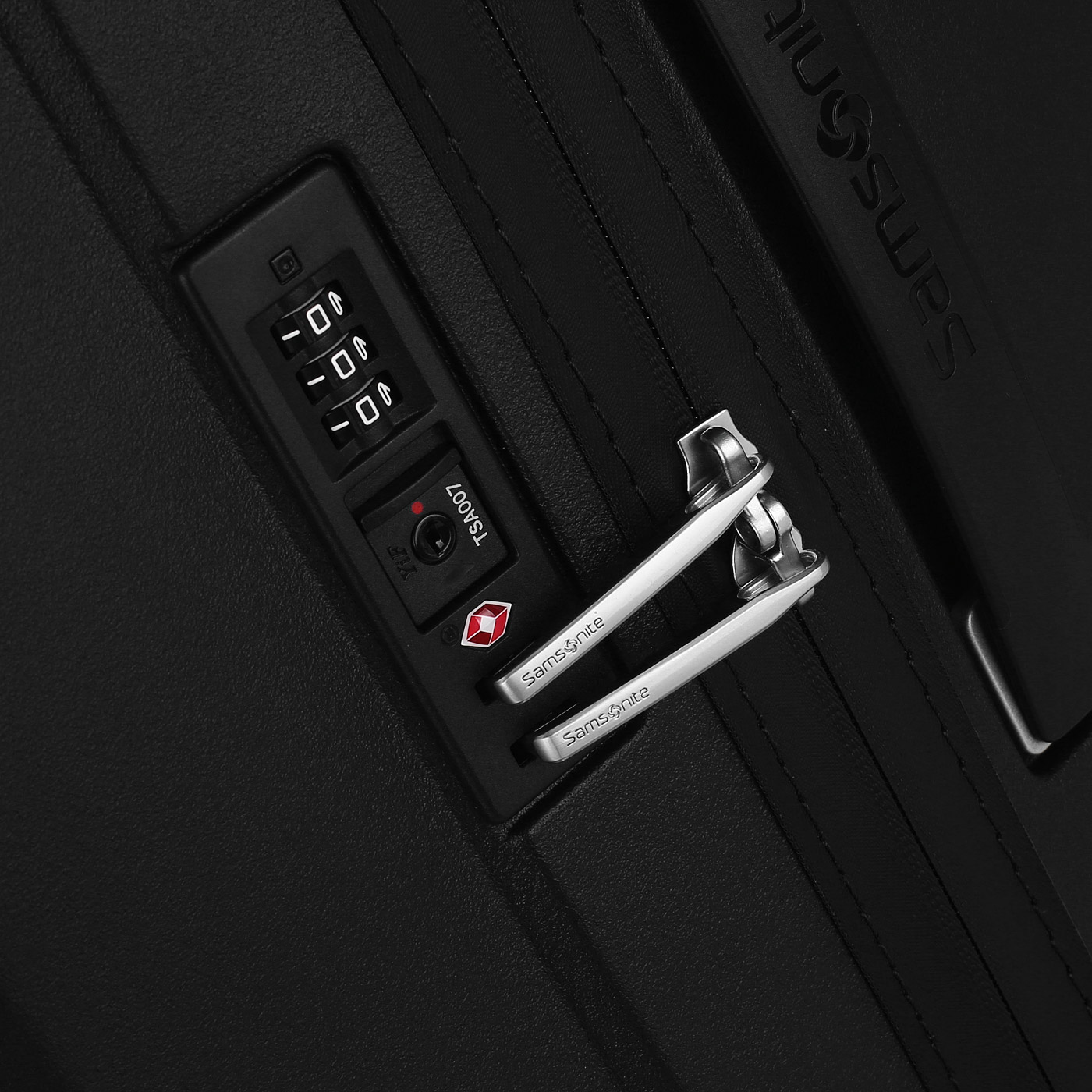 Чемодан большой L из полипропилена с кодовым замком Samsonite Hi-Fi